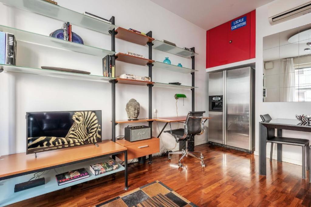Amazing Apt In The Heart Of Pta Venezia Милано Екстериор снимка