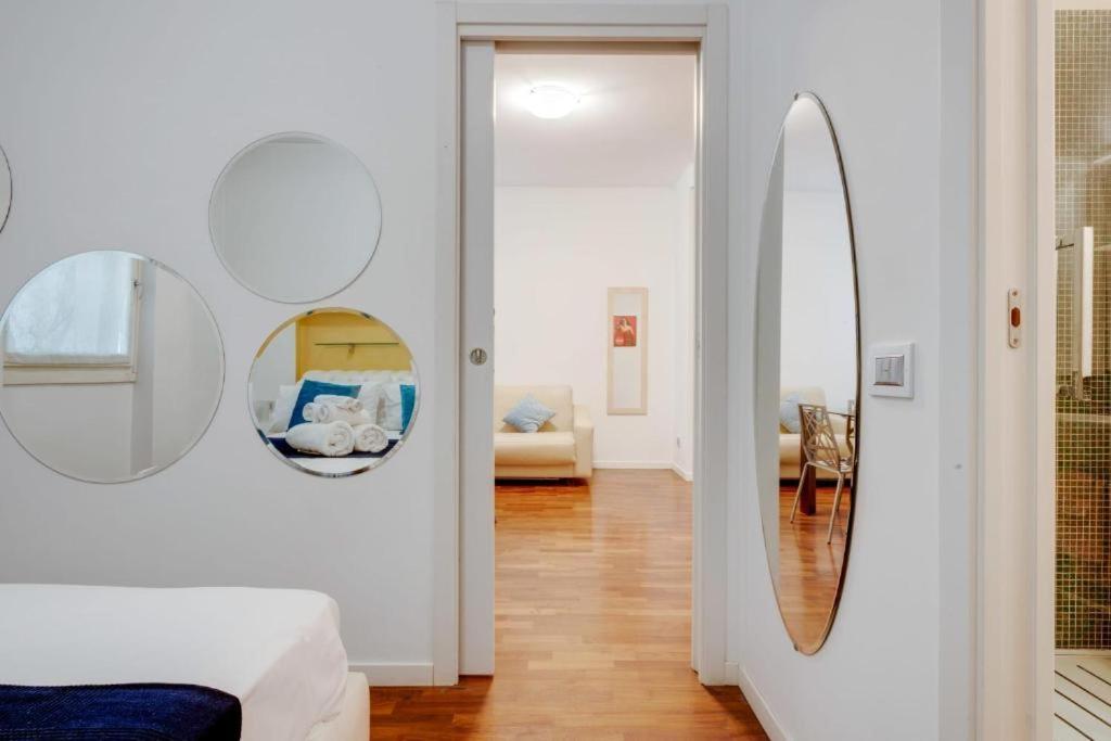 Amazing Apt In The Heart Of Pta Venezia Милано Екстериор снимка